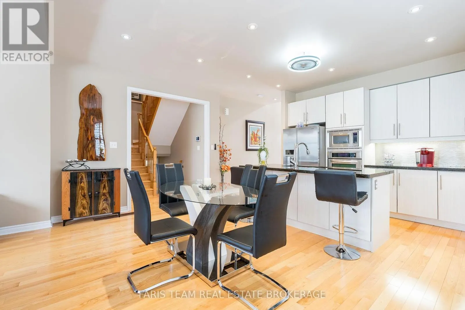 17 WATERVIEW ROAD