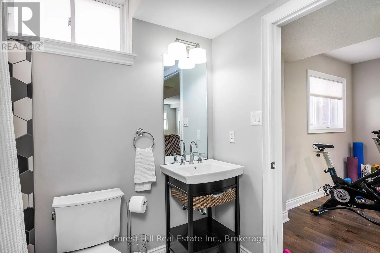 21 MARTA CRESCENT