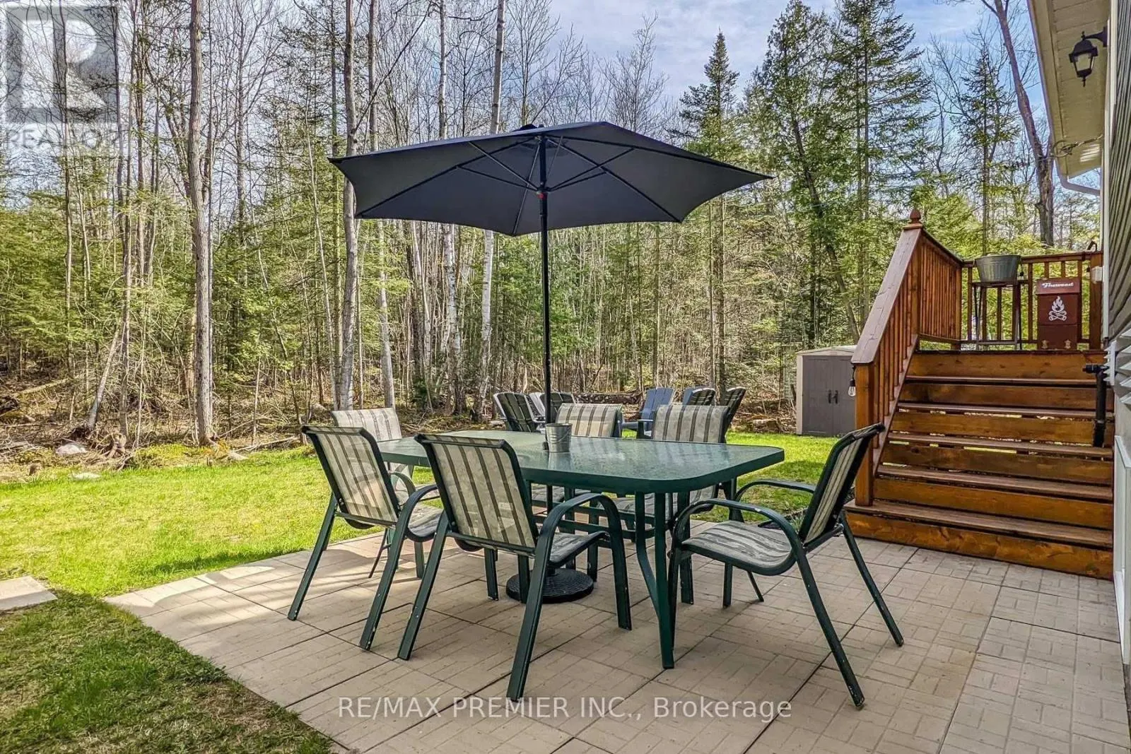 2288 CHAMPLAIN ROAD