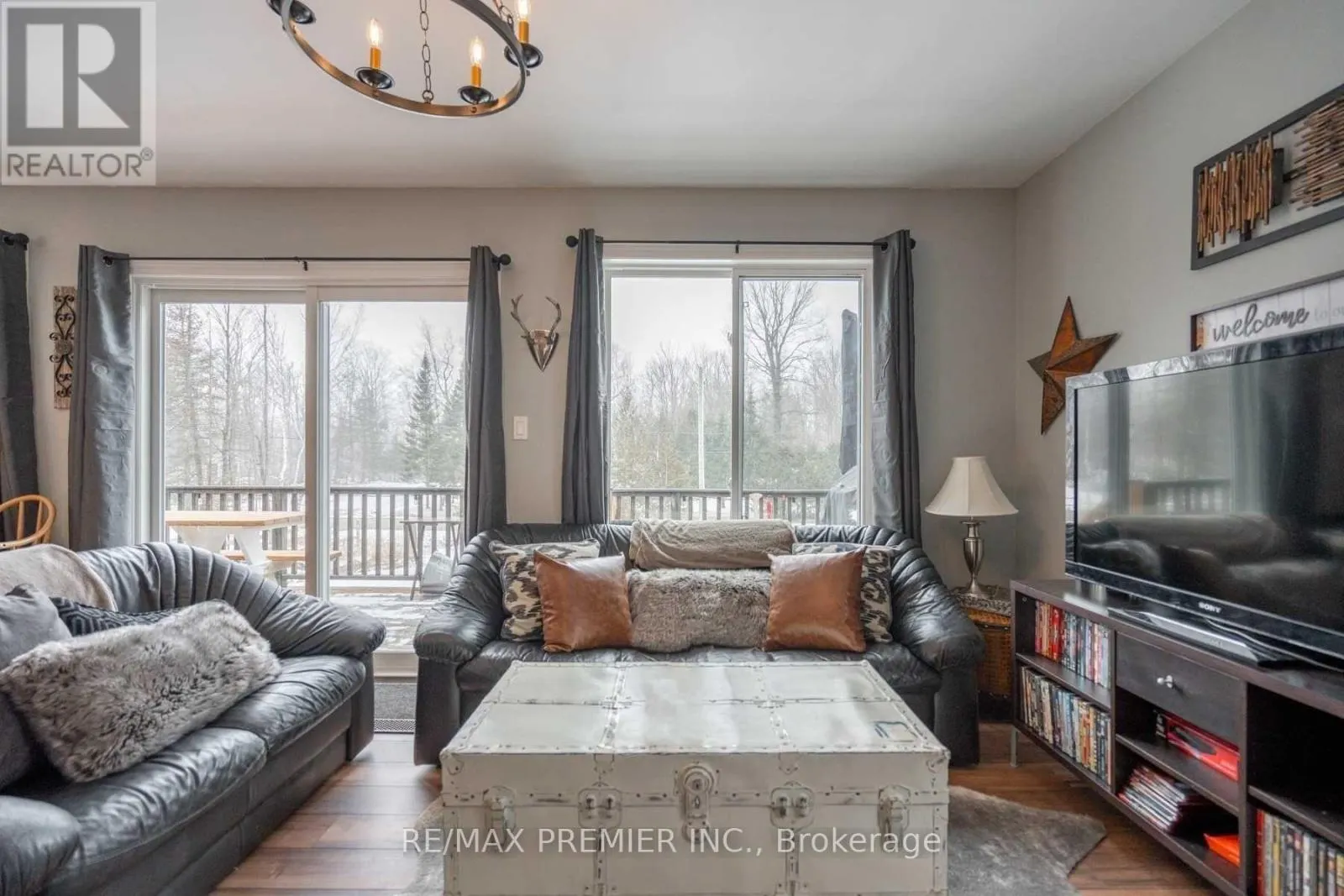 2288 CHAMPLAIN ROAD