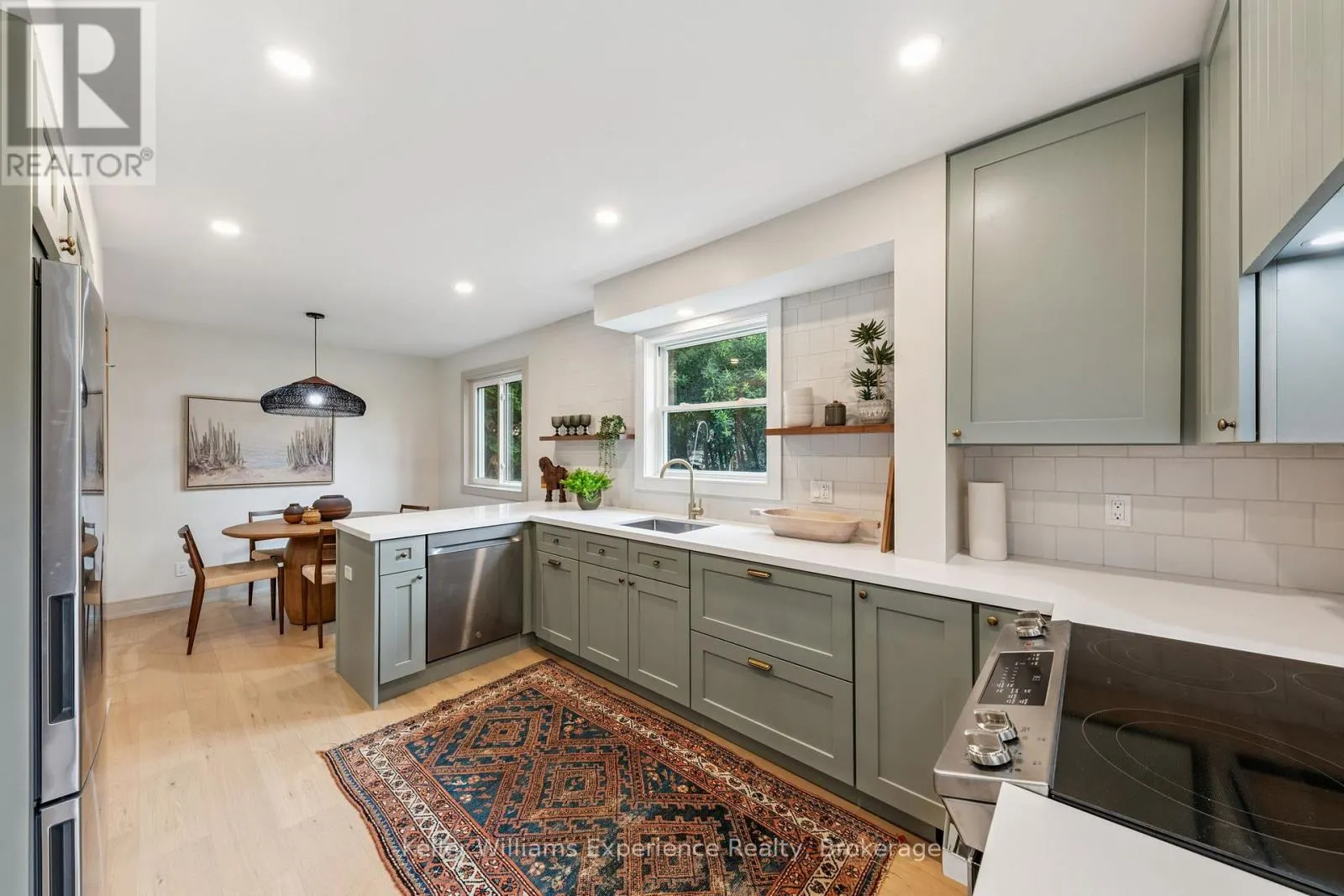 14 MARIPOSA DRIVE