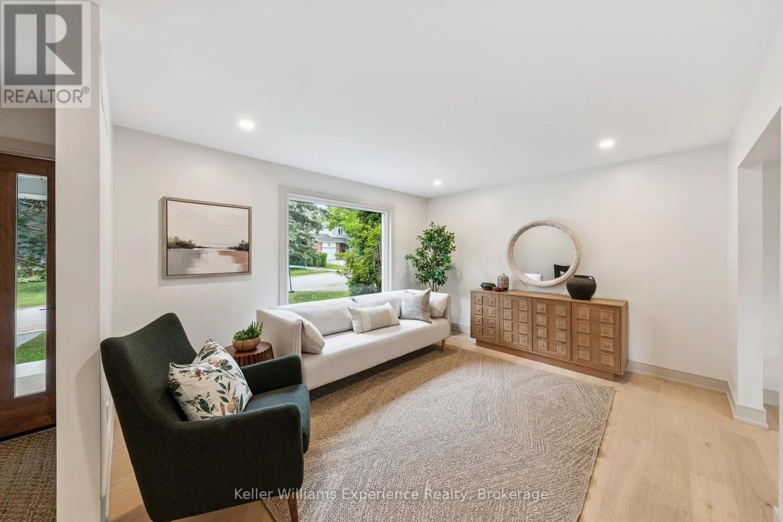 14 MARIPOSA DRIVE