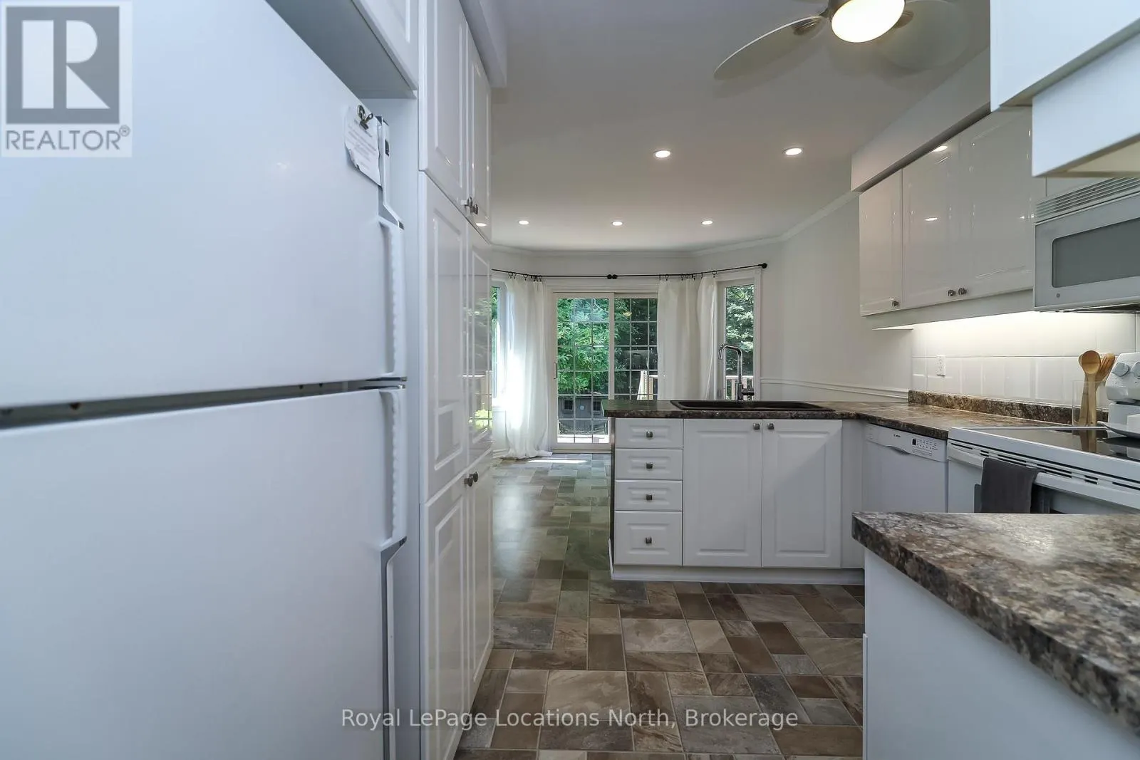 160 FERNBROOK DRIVE