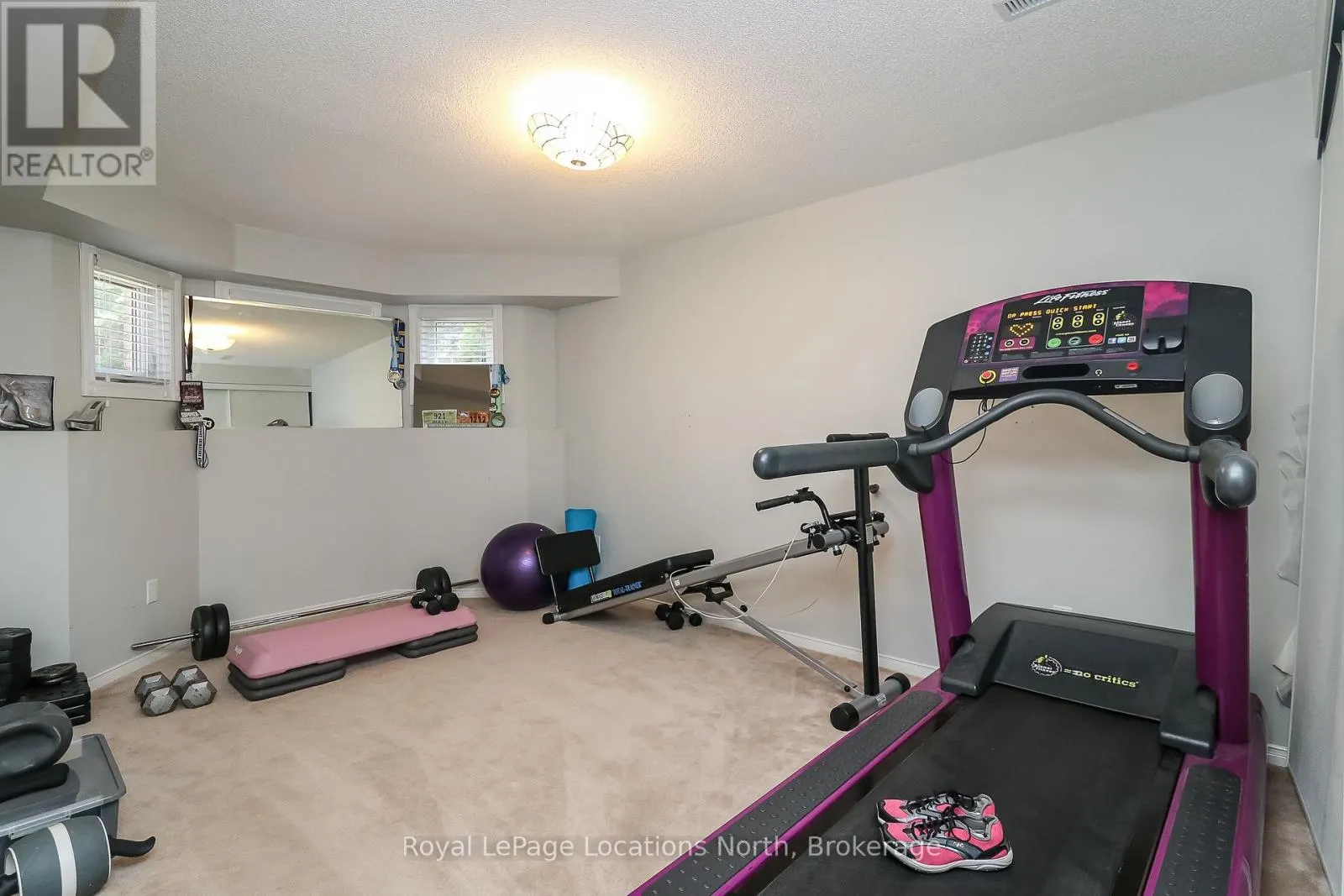 160 FERNBROOK DRIVE