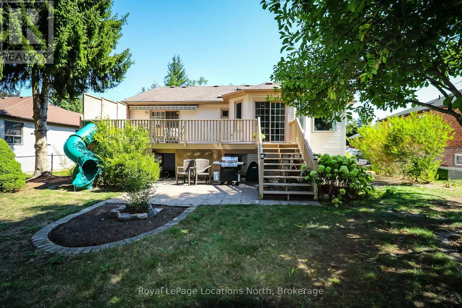 160 FERNBROOK DRIVE