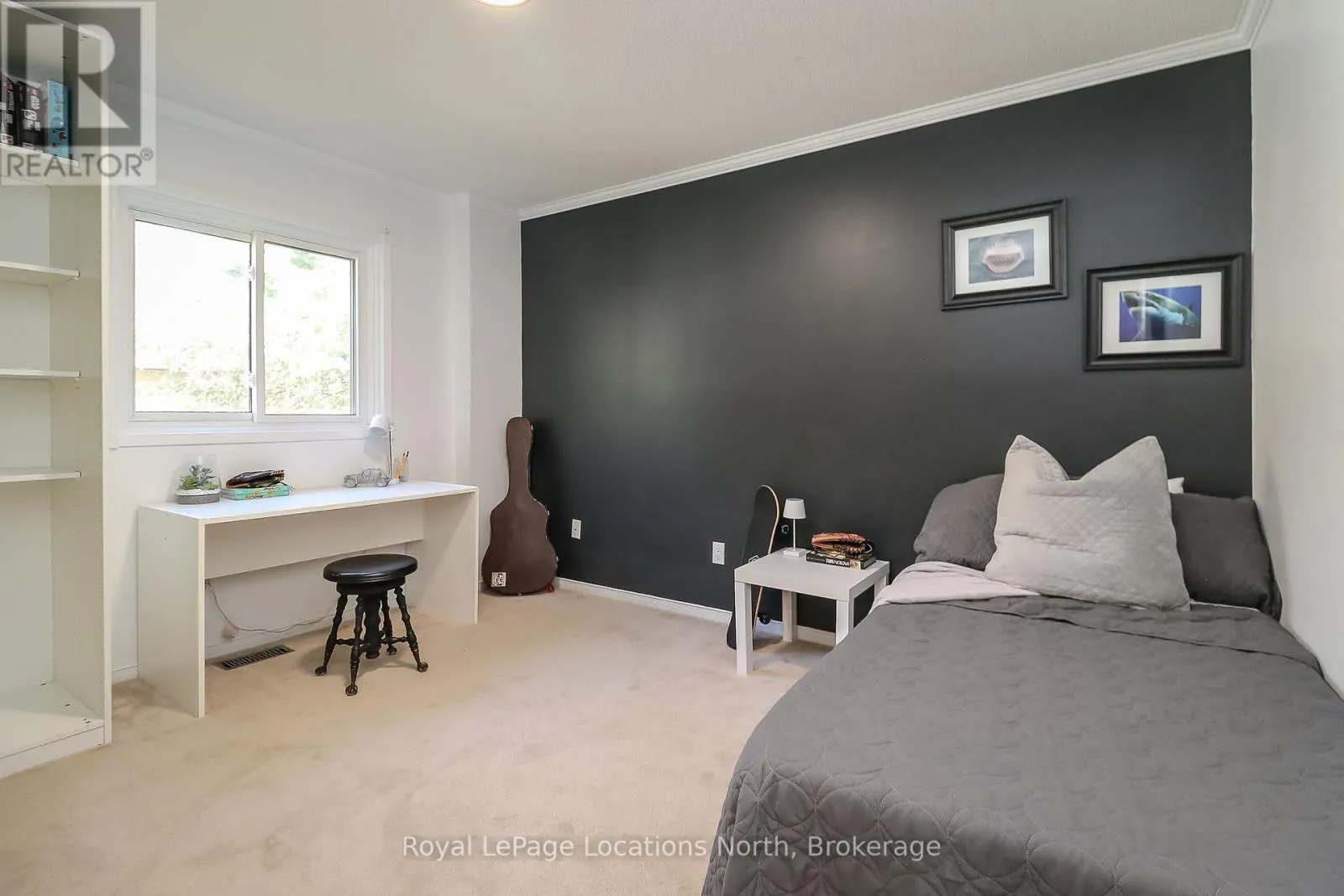 160 FERNBROOK DRIVE