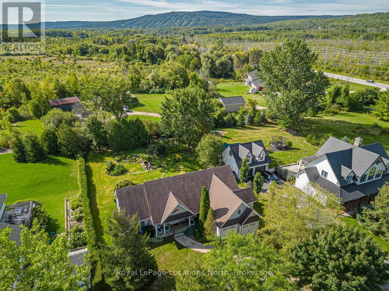 20 MOUNT VIEW COURT