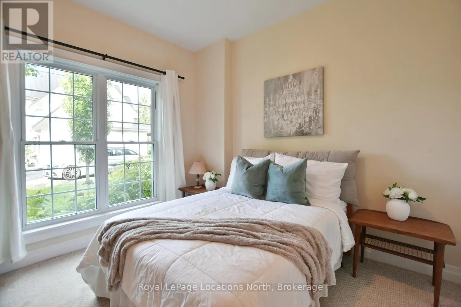20 MOUNT VIEW COURT