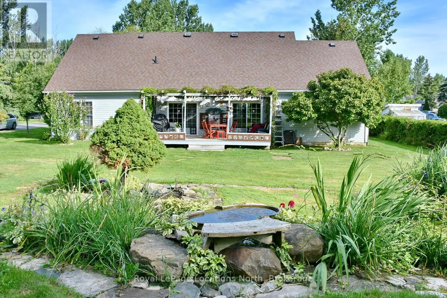 20 MOUNT VIEW COURT