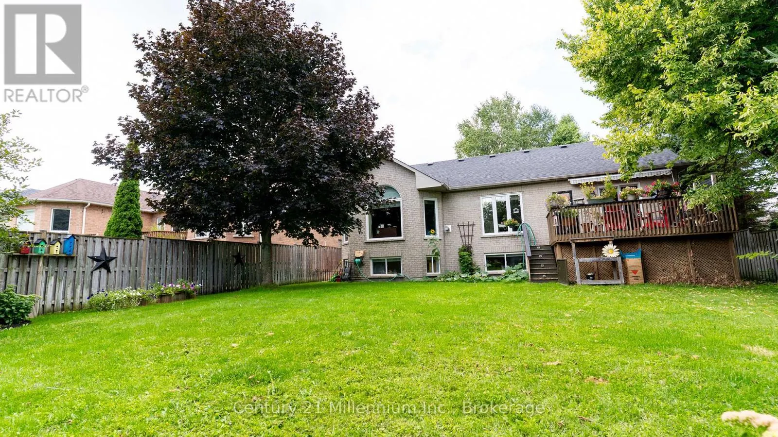 5 SUGAR MAPLE LANE
