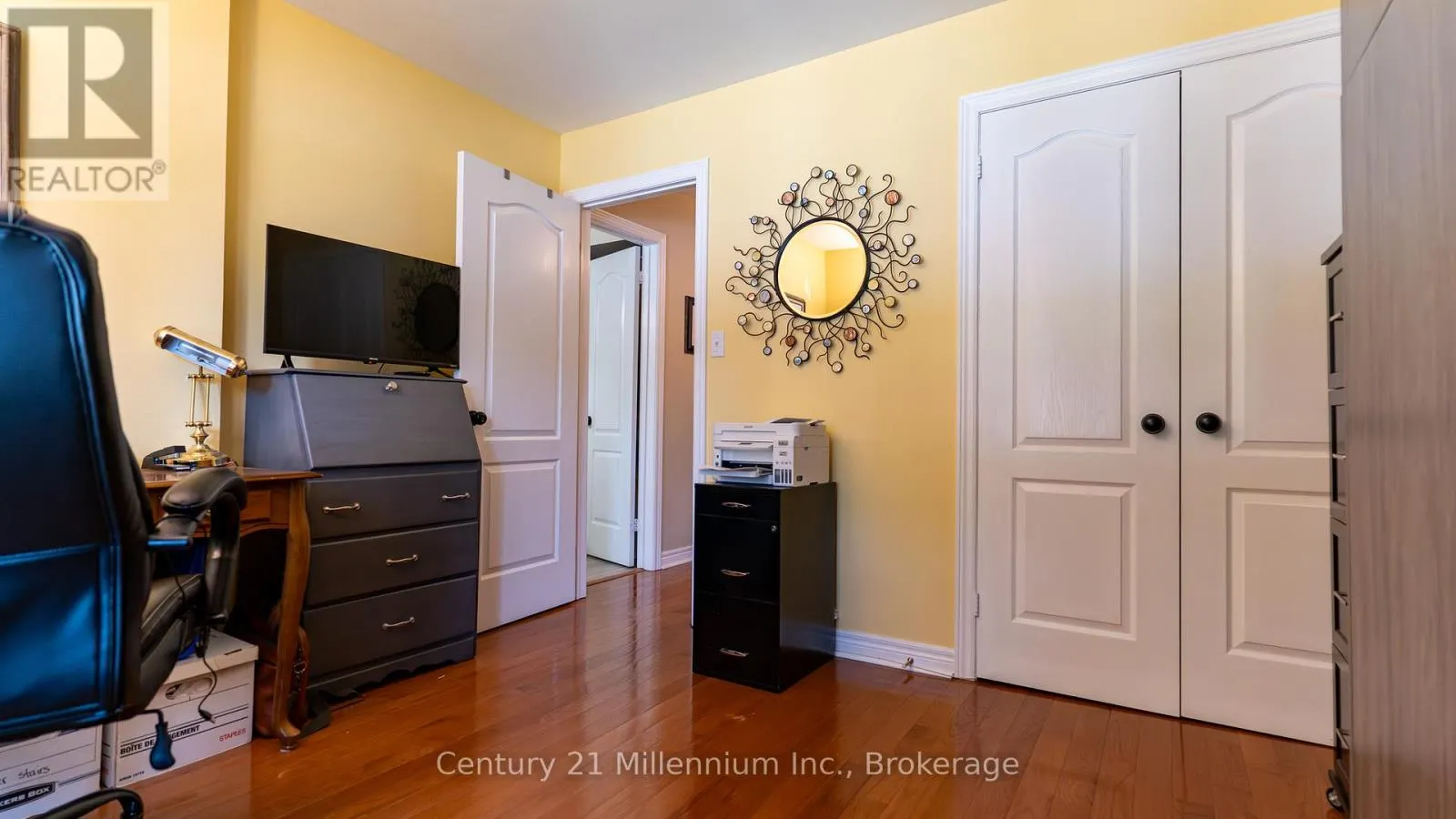 5 SUGAR MAPLE LANE