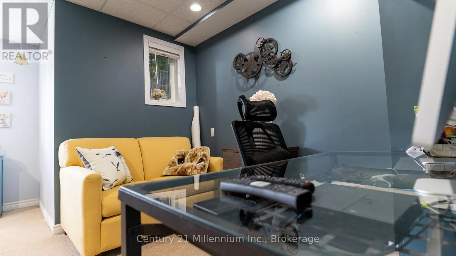 5 SUGAR MAPLE LANE