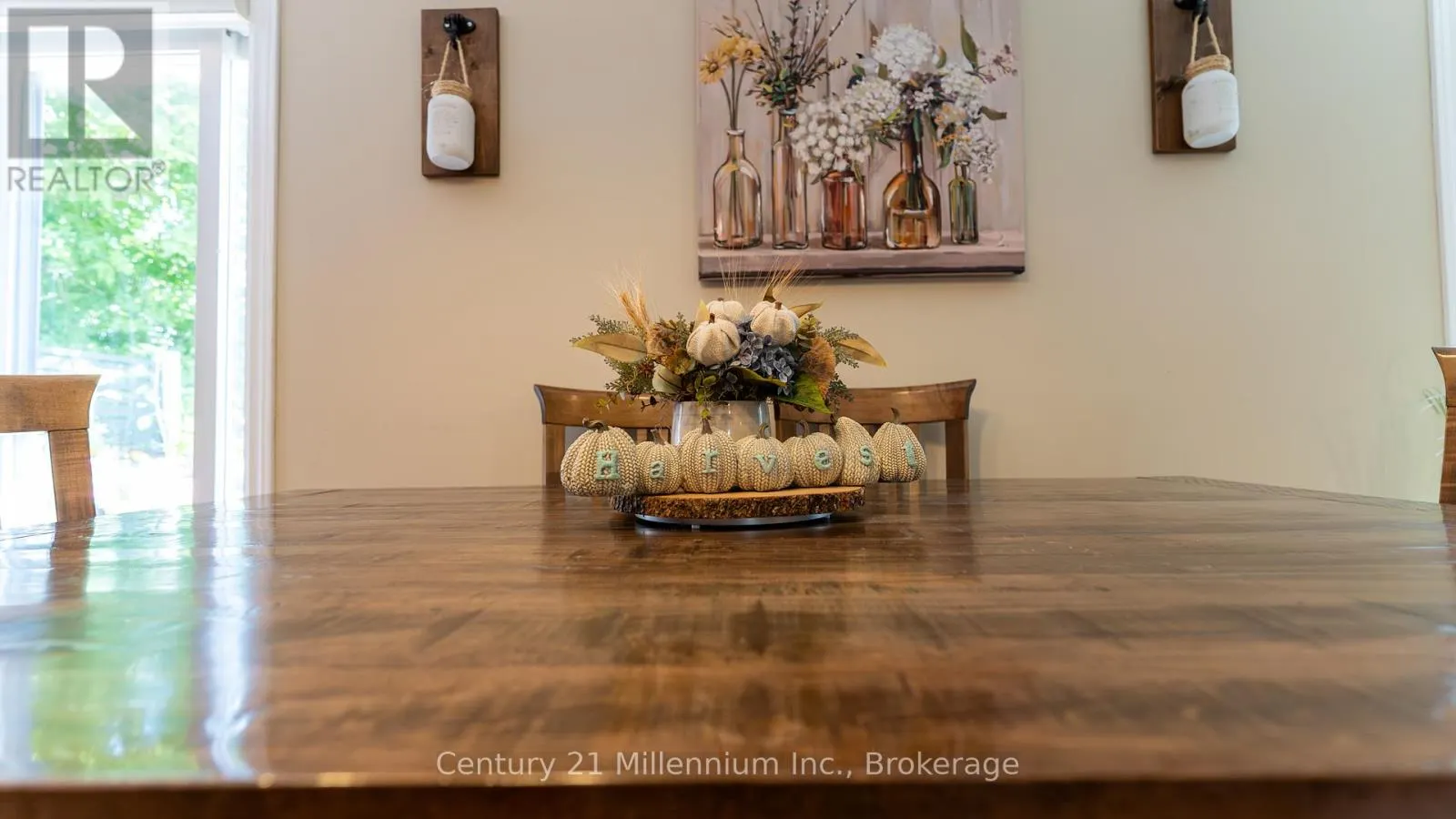 5 SUGAR MAPLE LANE