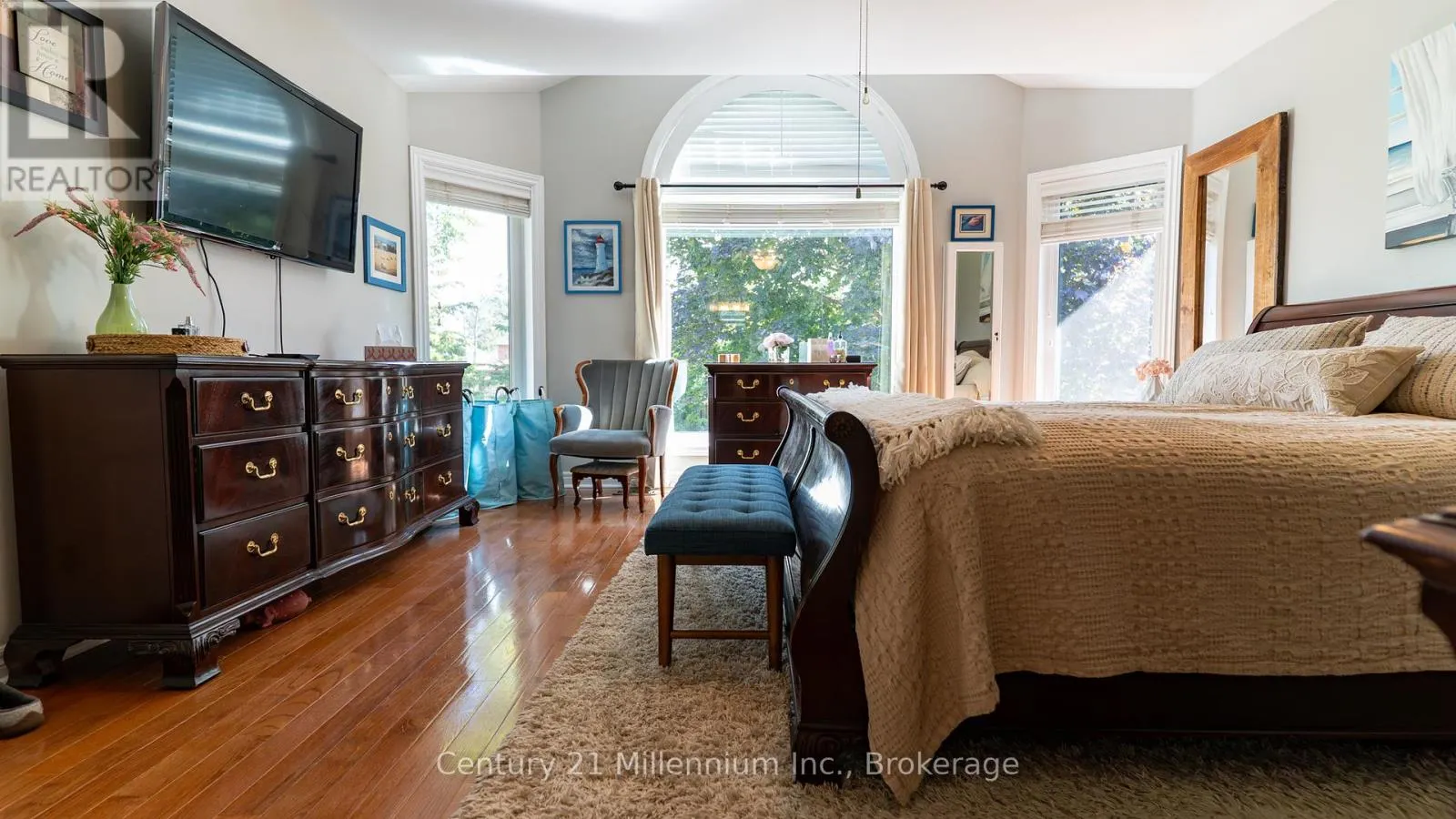 5 SUGAR MAPLE LANE
