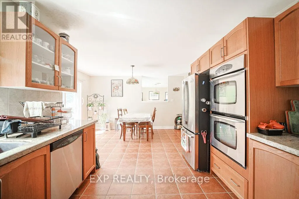 27 GREEN PINE CRESCENT