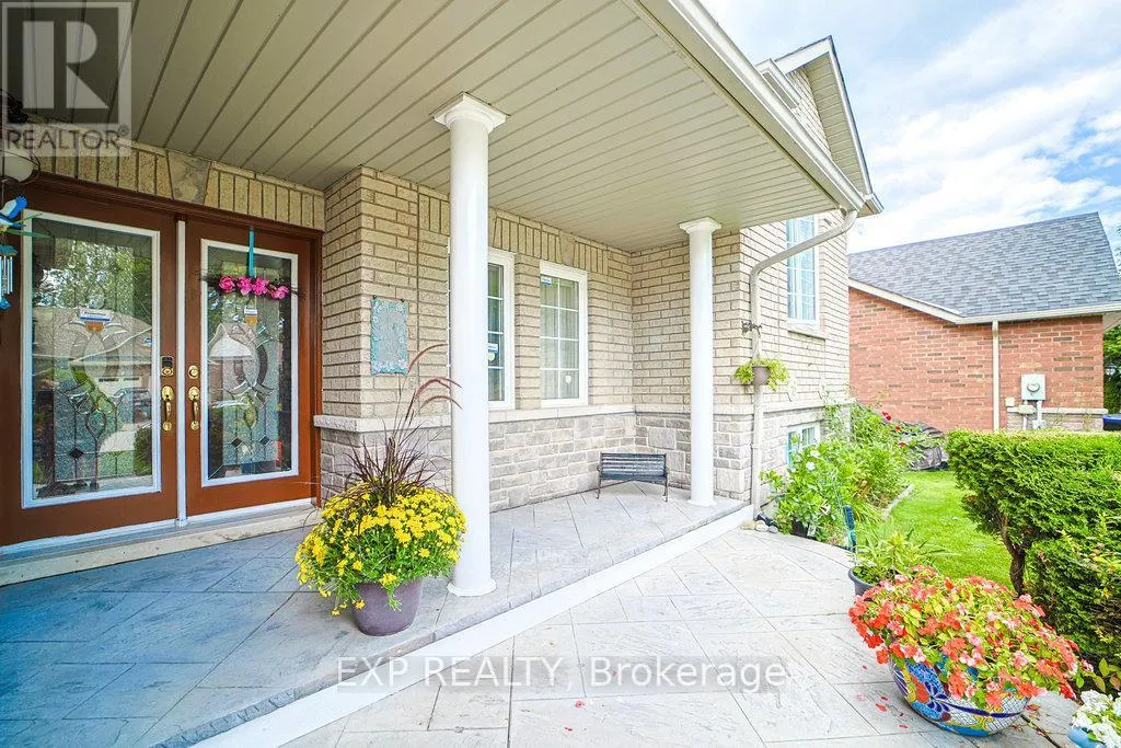 27 GREEN PINE CRESCENT