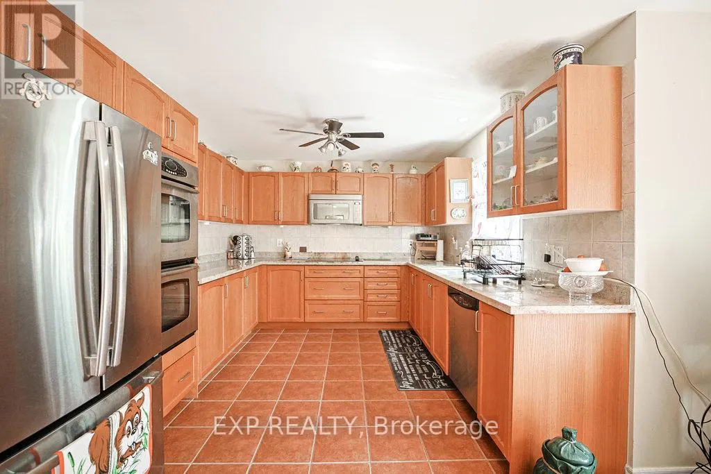 27 GREEN PINE CRESCENT