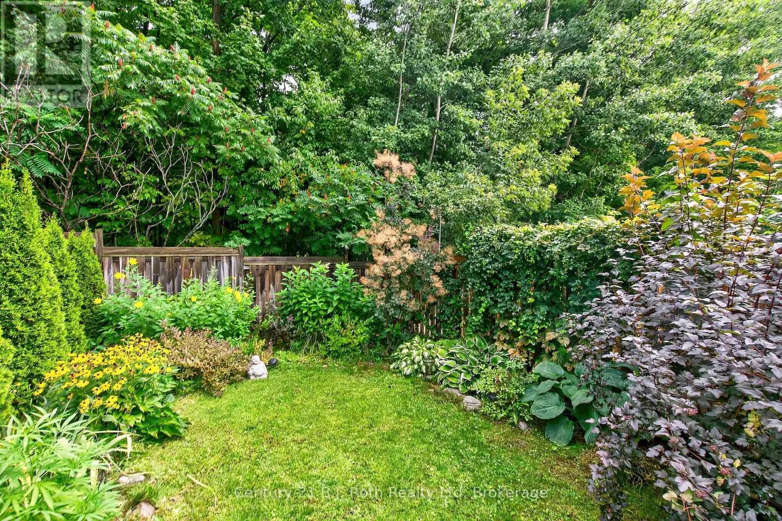 156 SOUTHWINDS CRESCENT
