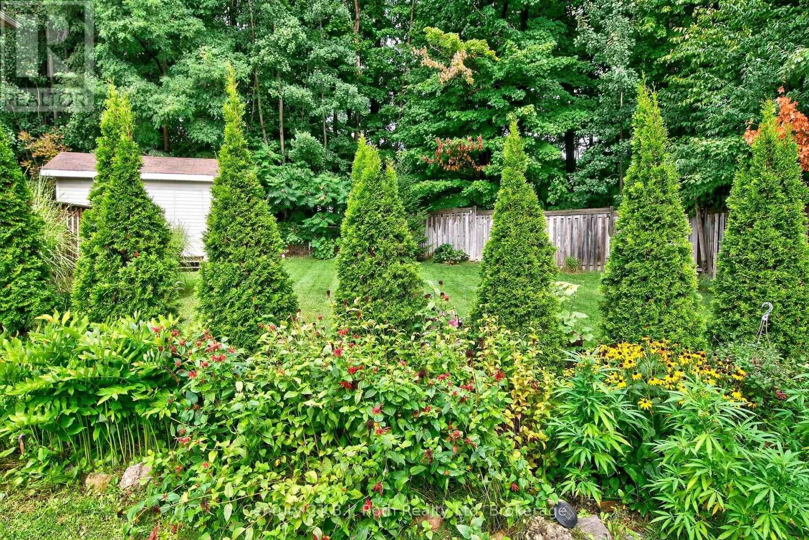 156 SOUTHWINDS CRESCENT