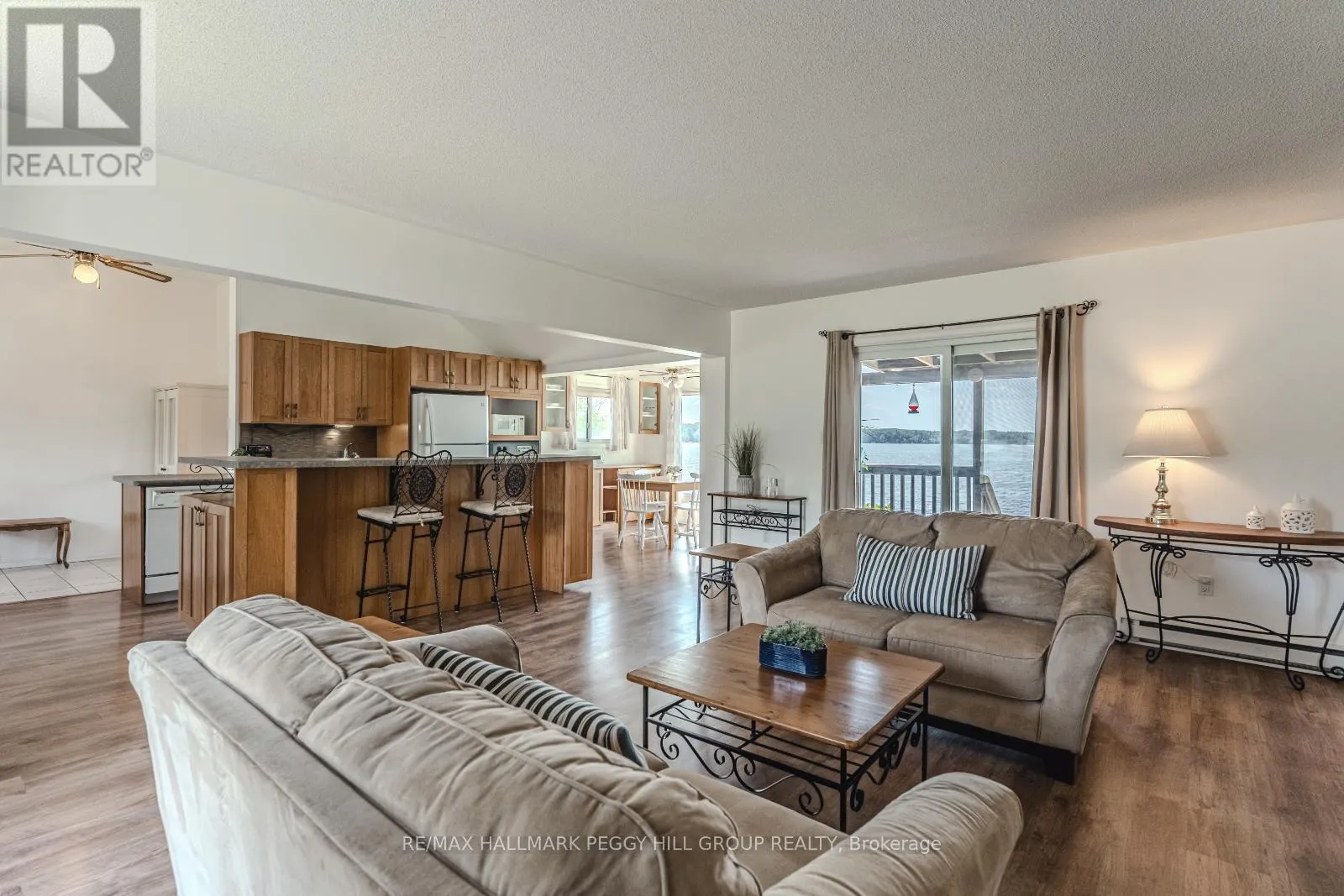 5580 PENETANGUISHENE ROAD