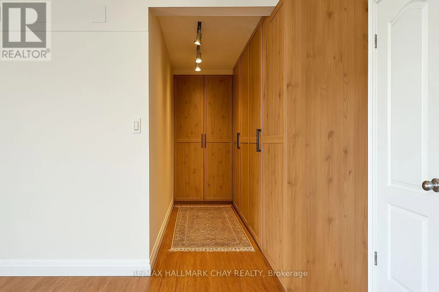 83 TRILLIUM CRESCENT