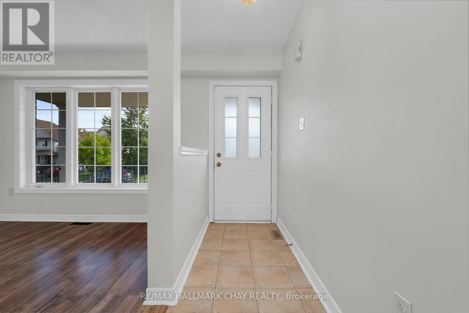 97 BENTLEY CRESCENT