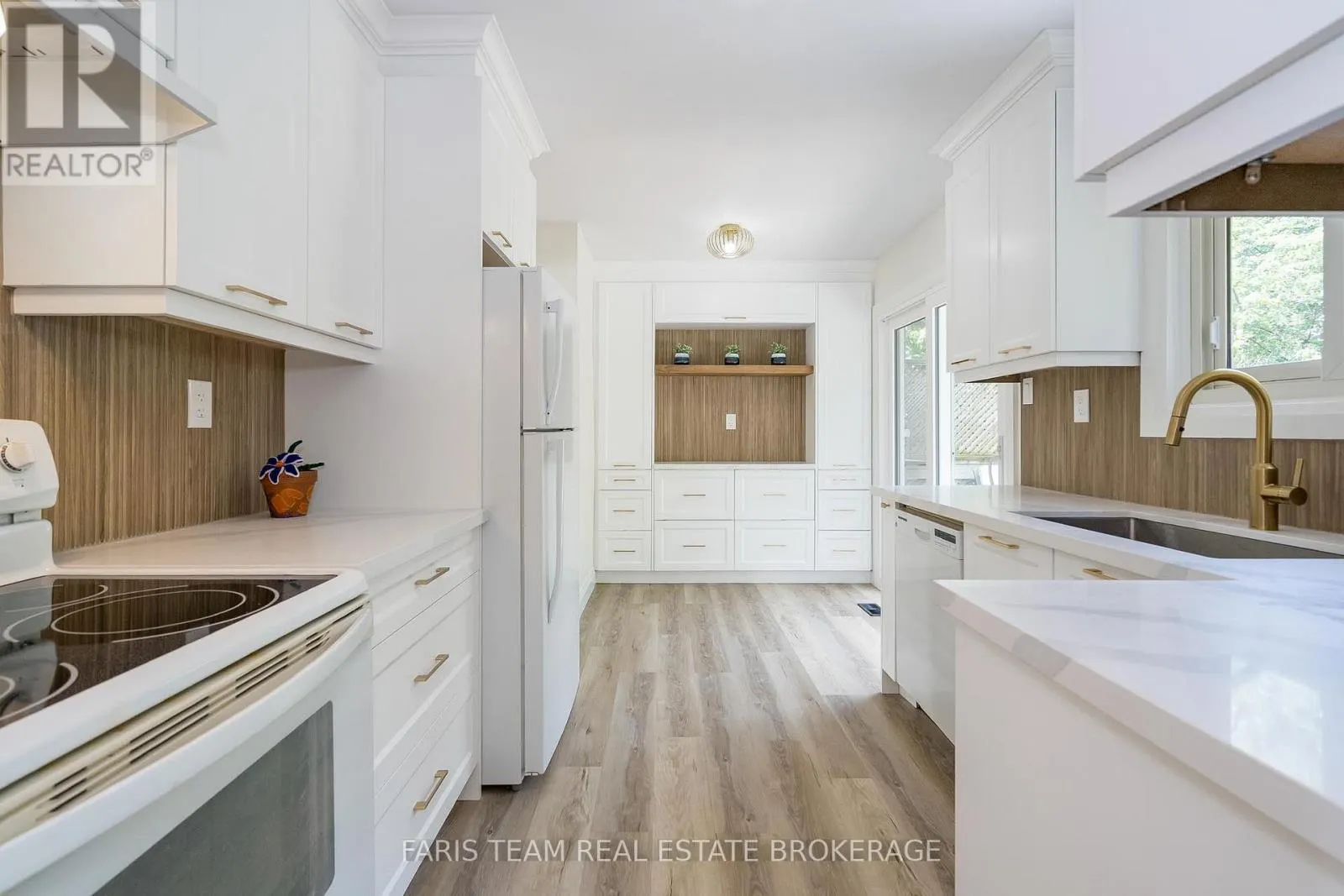 356 LESCAUT ROAD