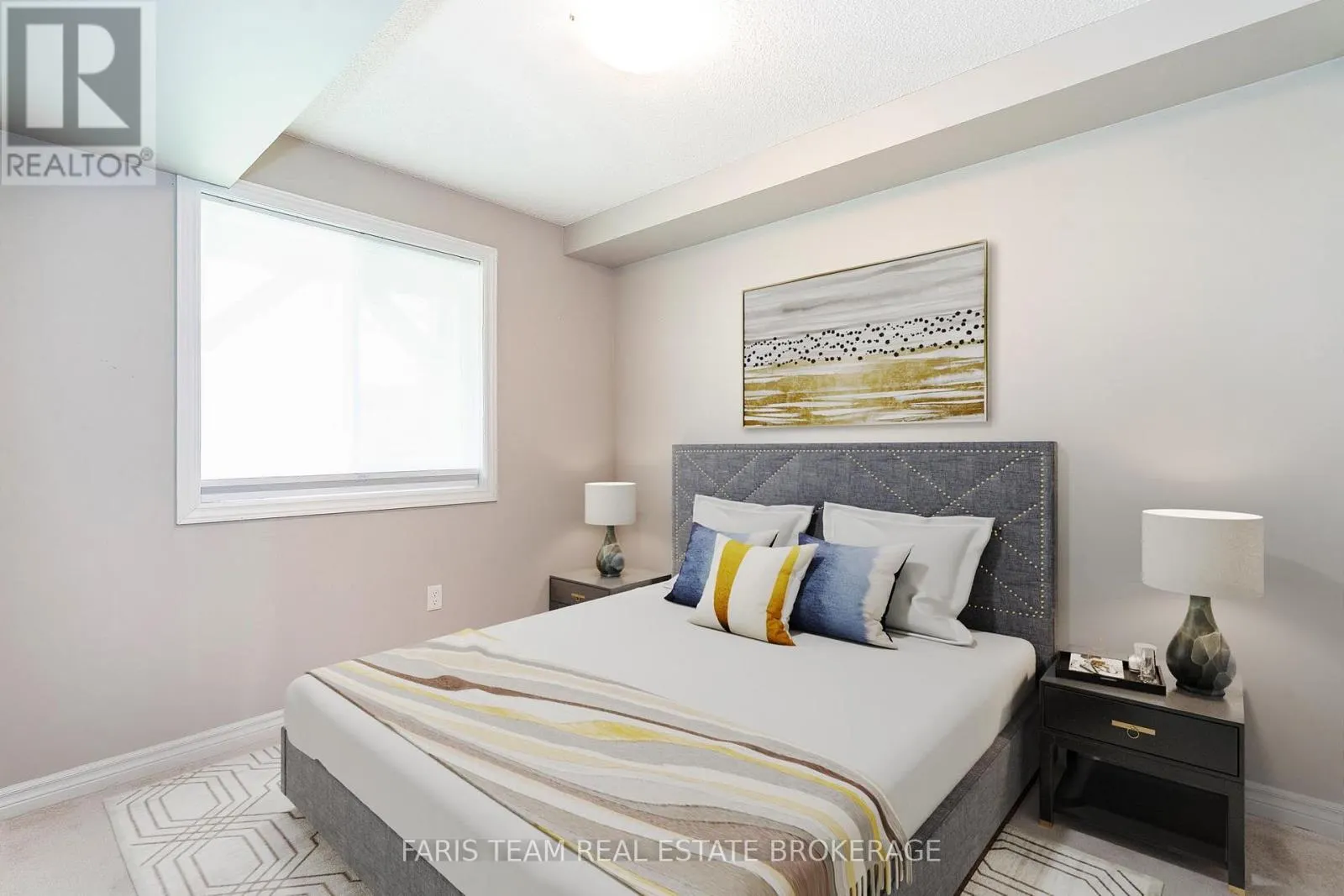 9 - 57 FERNDALE DRIVE S