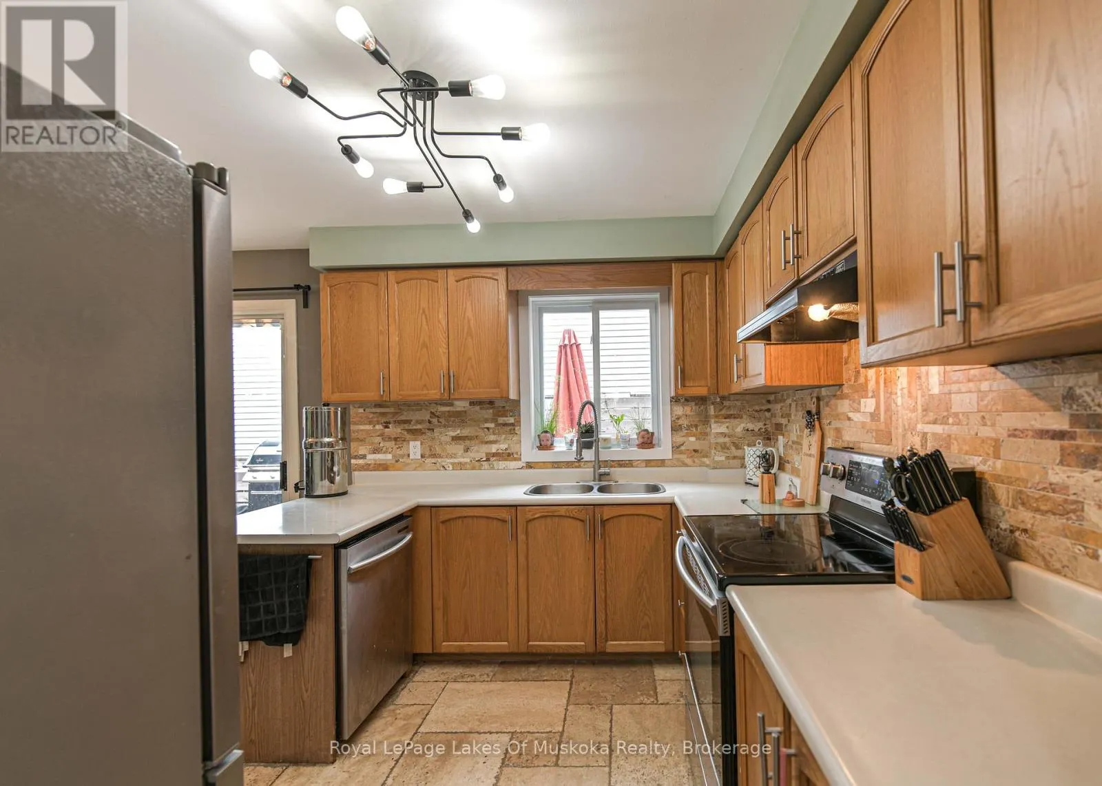 41 PENTON DRIVE
