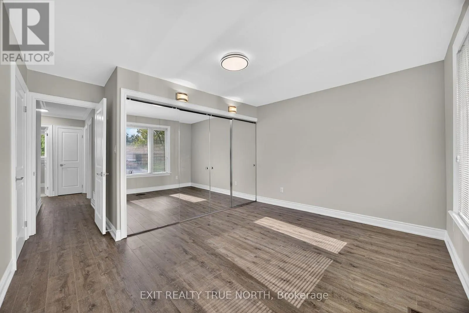 23 JANINE STREET