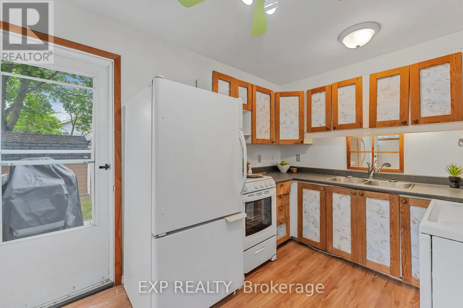 43 68TH STREET N