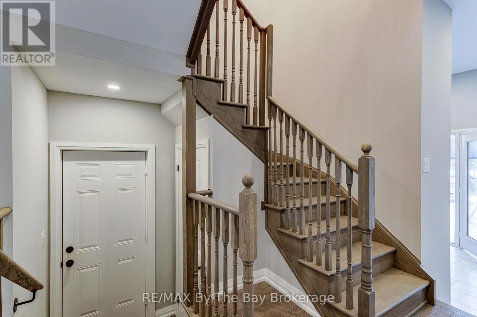 61 FEDERICA CRESCENT
