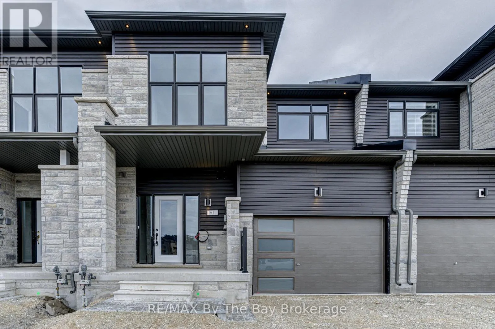 61 FEDERICA CRESCENT