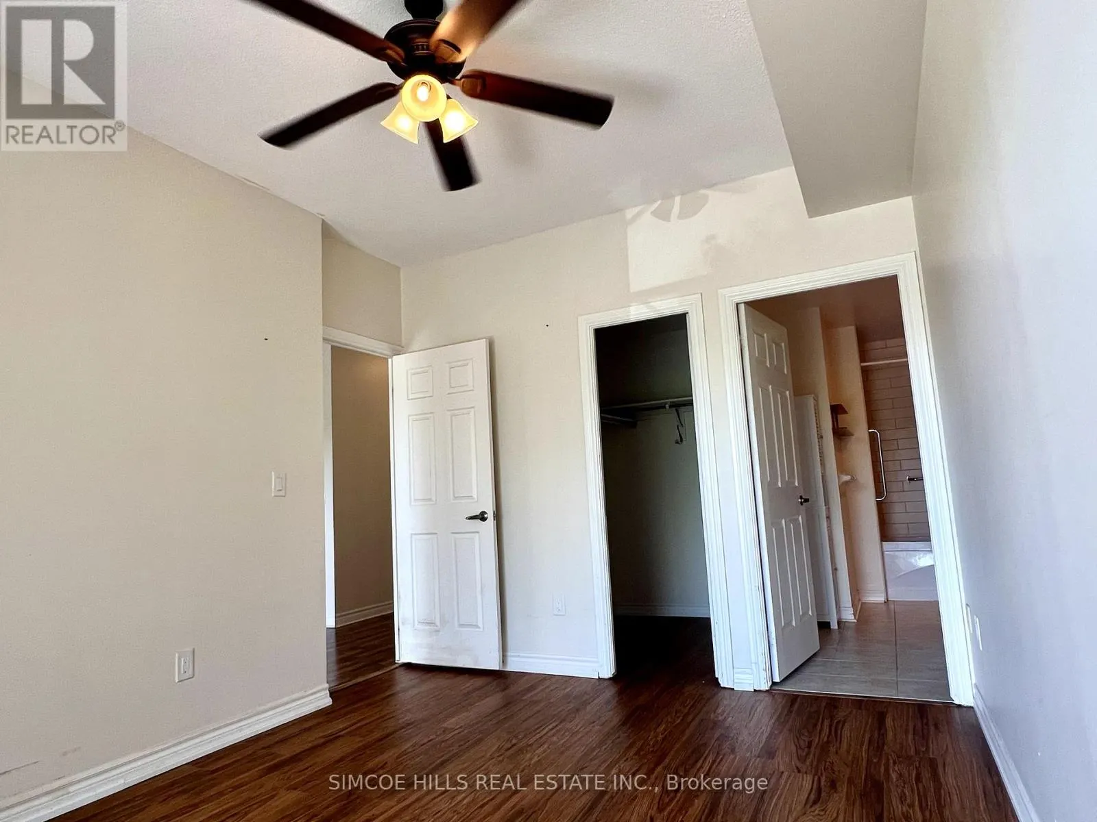 202 - 354 ATHERLEY ROAD