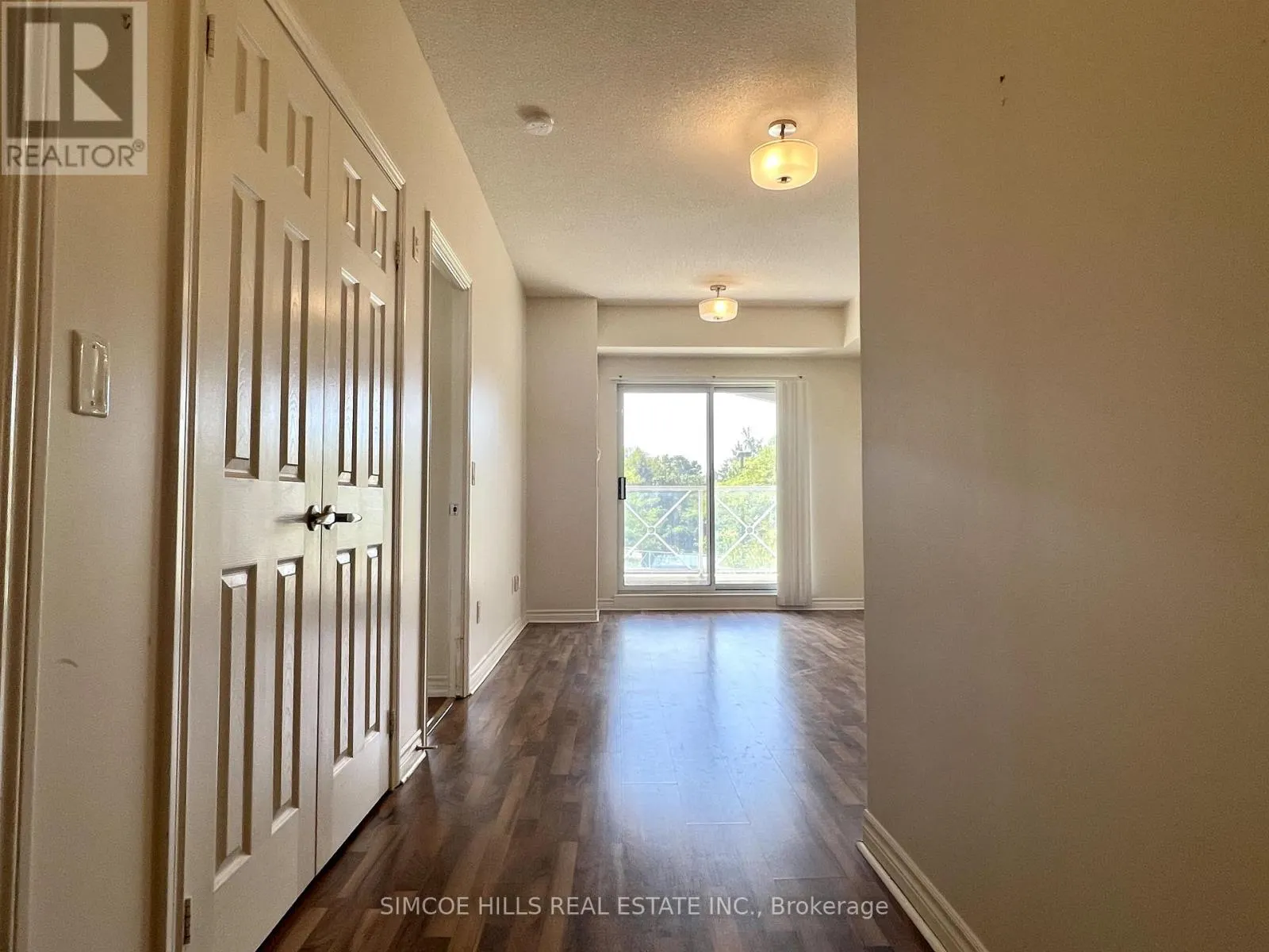 202 - 354 ATHERLEY ROAD