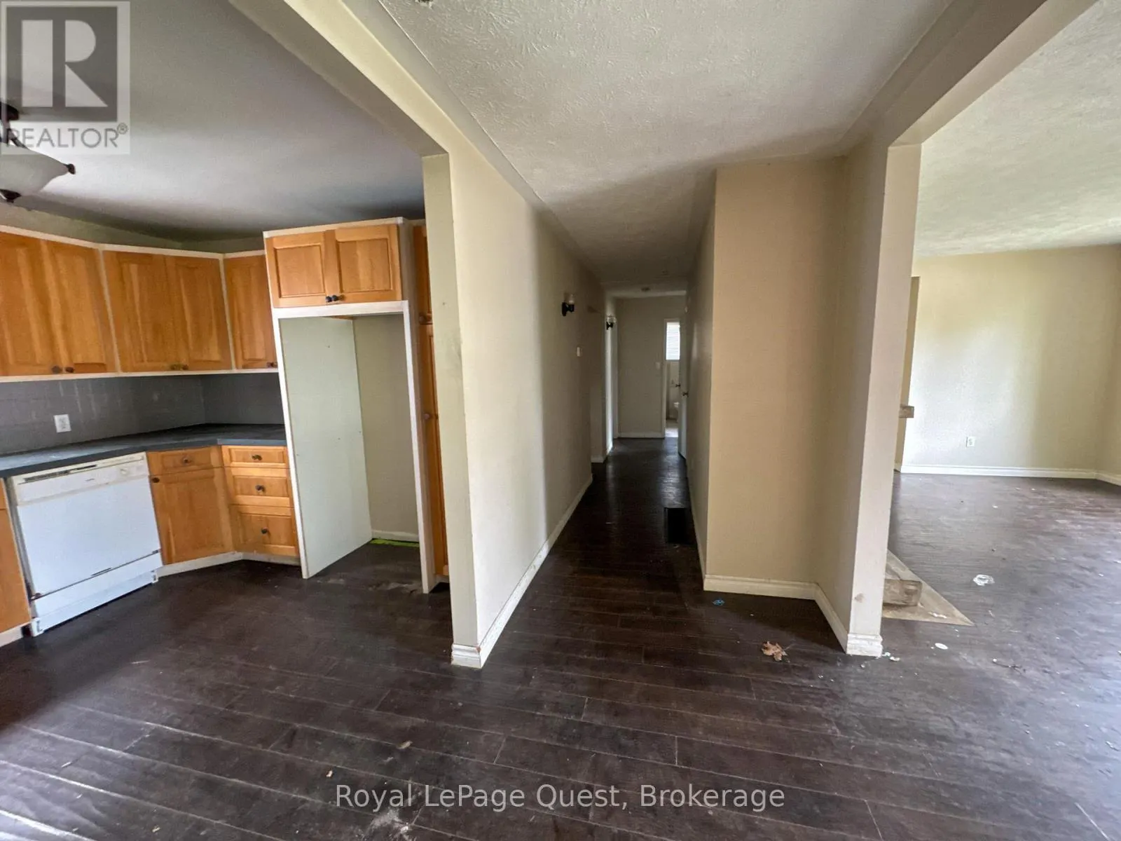231 BARNETT AVENUE