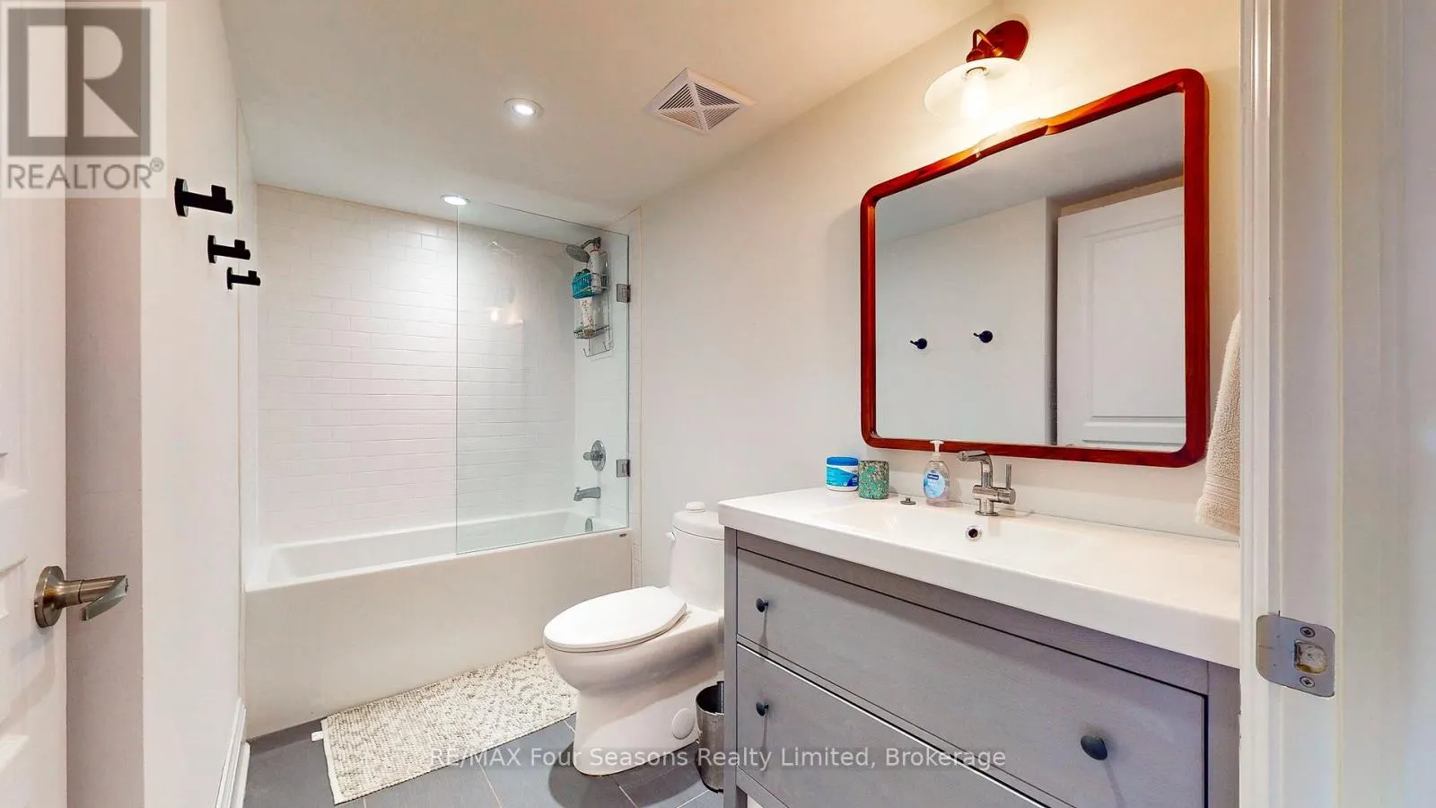 203 - 6 ANCHORAGE CRESCENT, #203