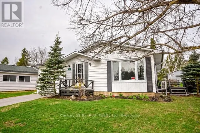 22 TAMARACK DRIVE