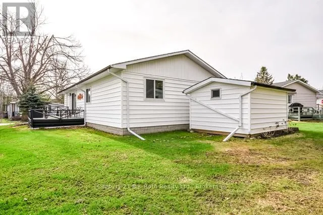 22 TAMARACK DRIVE