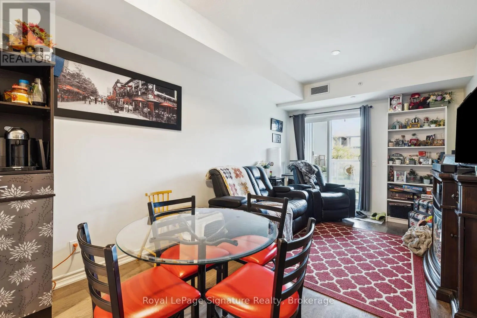 102 - 17 SPOONER CRESCENT, #102
