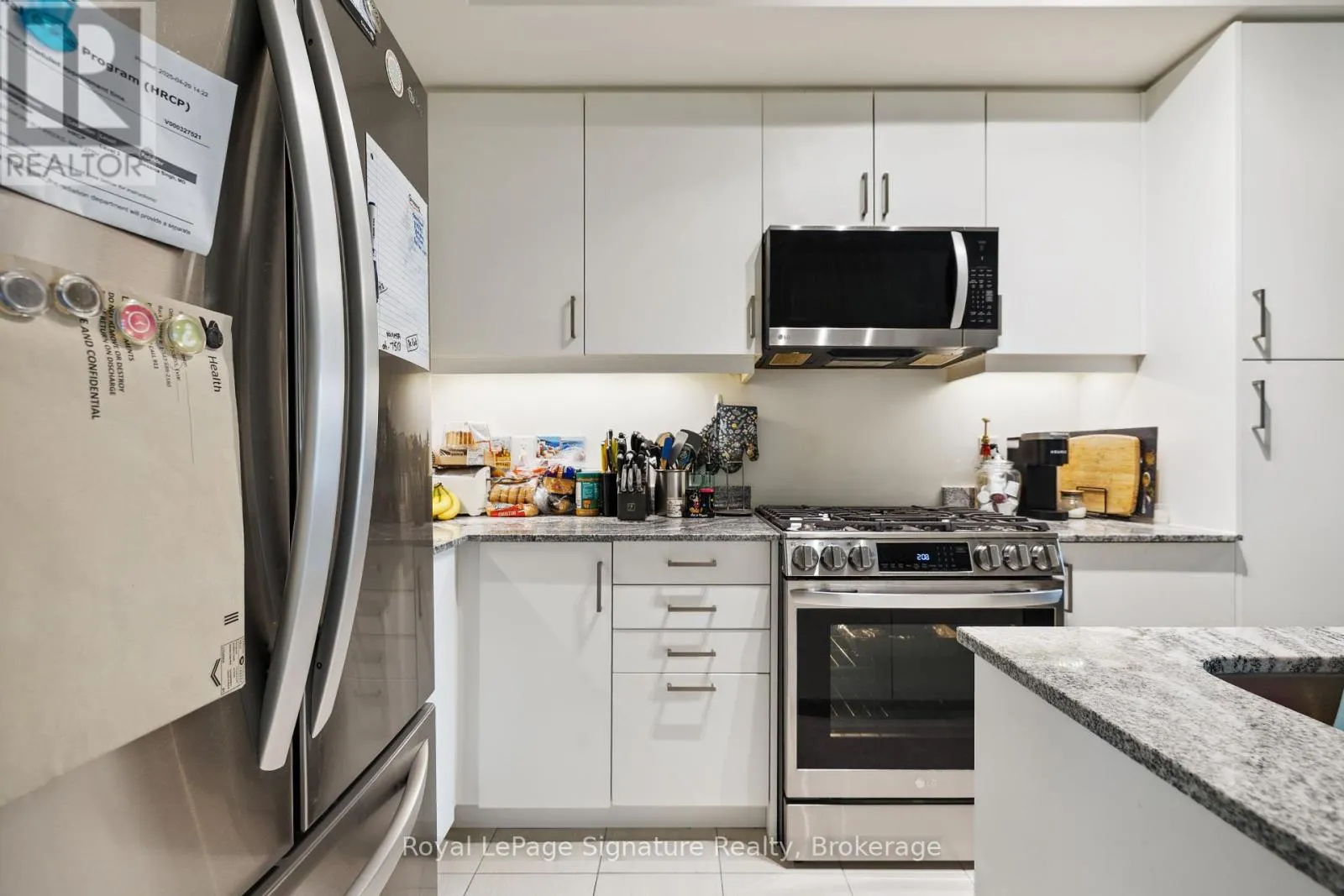 102 - 17 SPOONER CRESCENT, #102