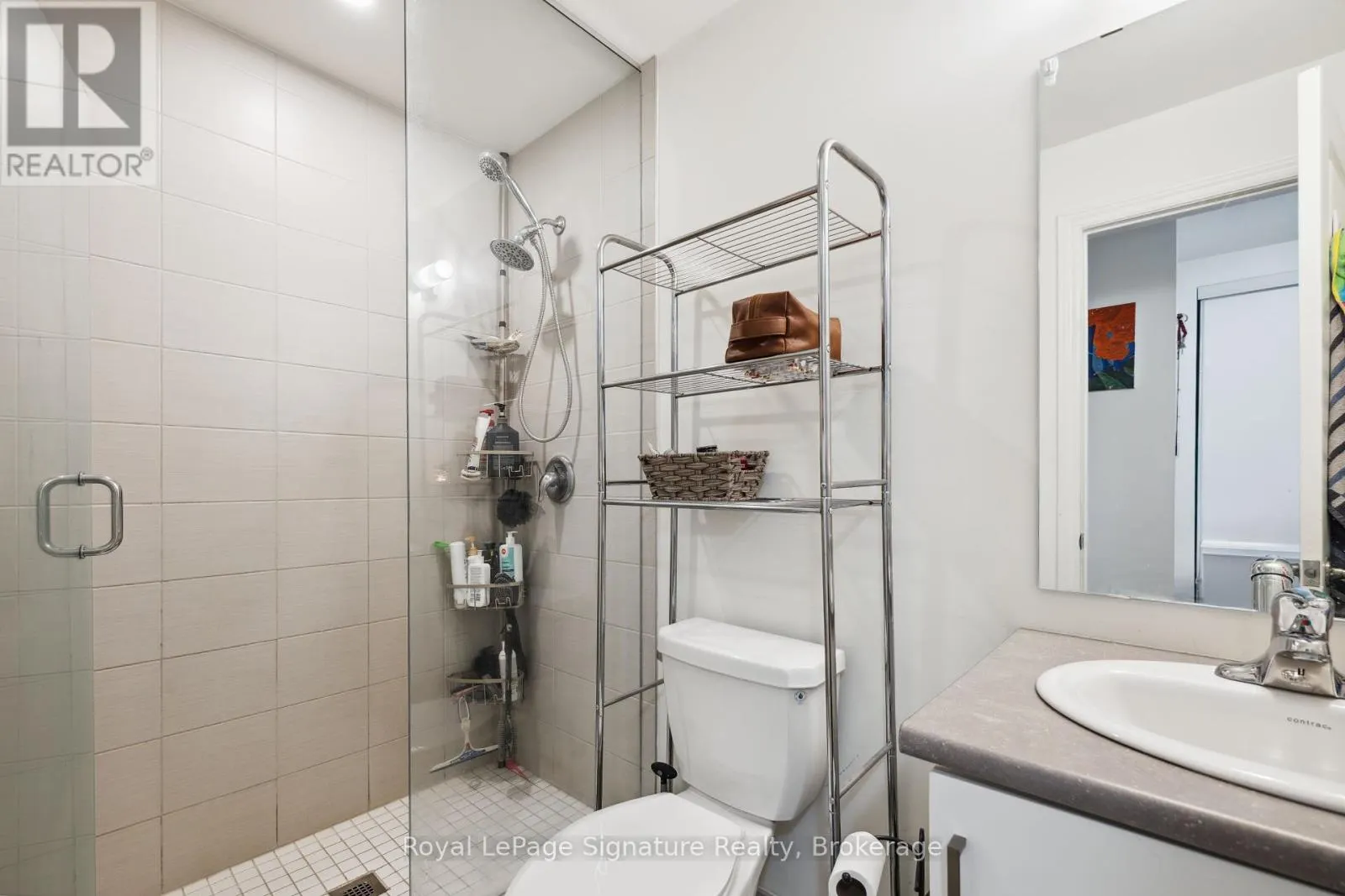 102 - 17 SPOONER CRESCENT, #102
