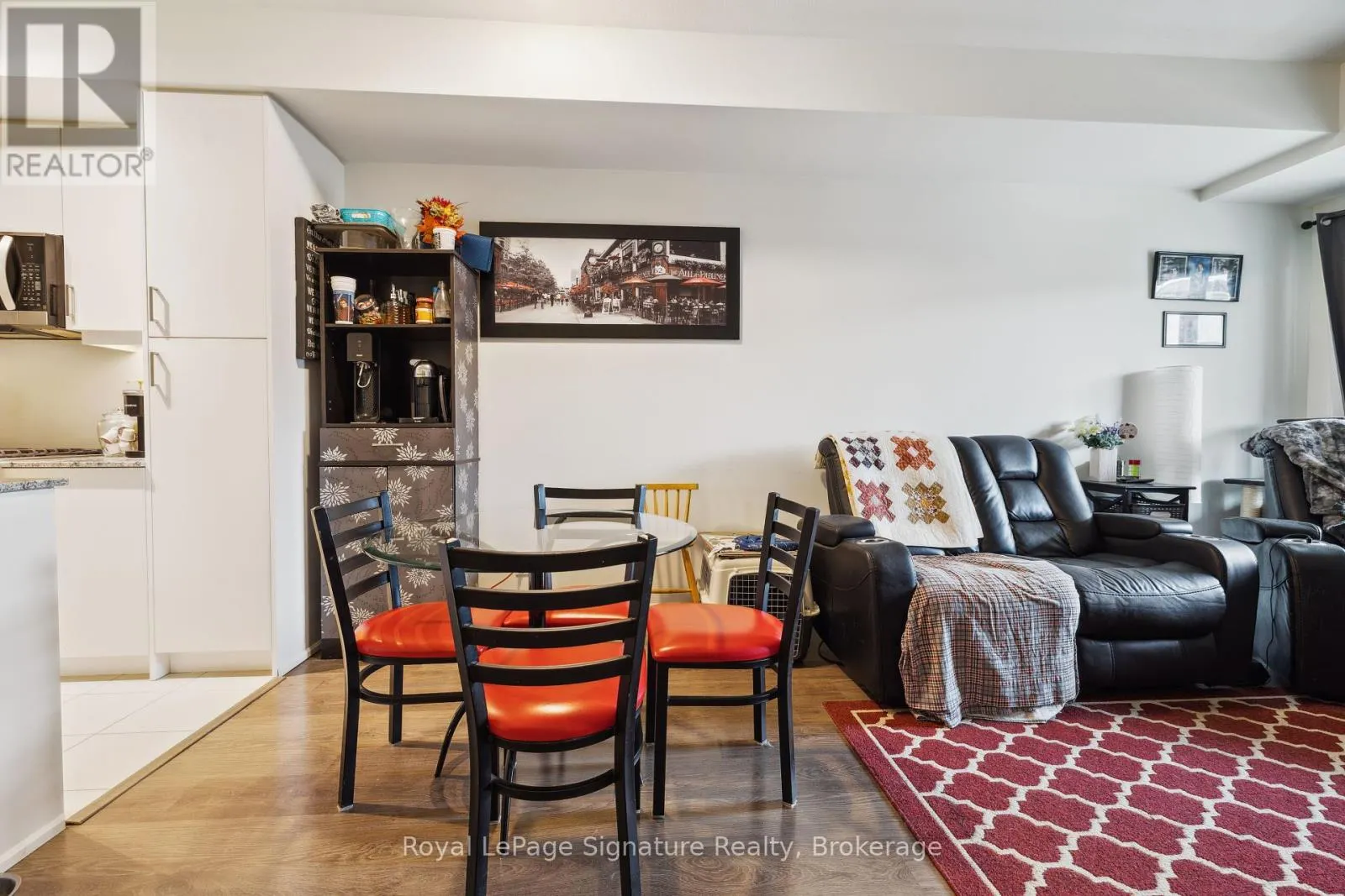 102 - 17 SPOONER CRESCENT, #102