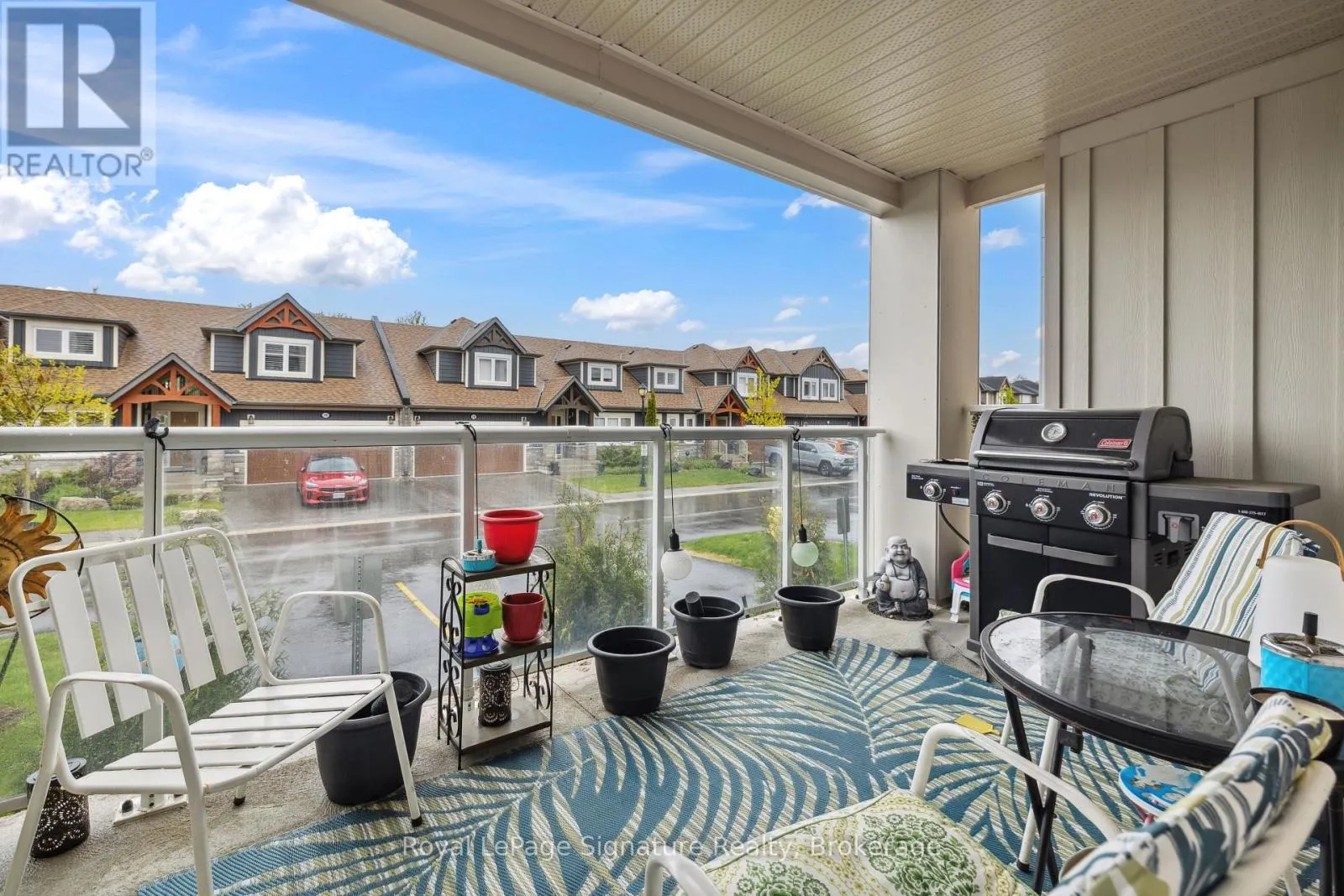 102 - 17 SPOONER CRESCENT, #102