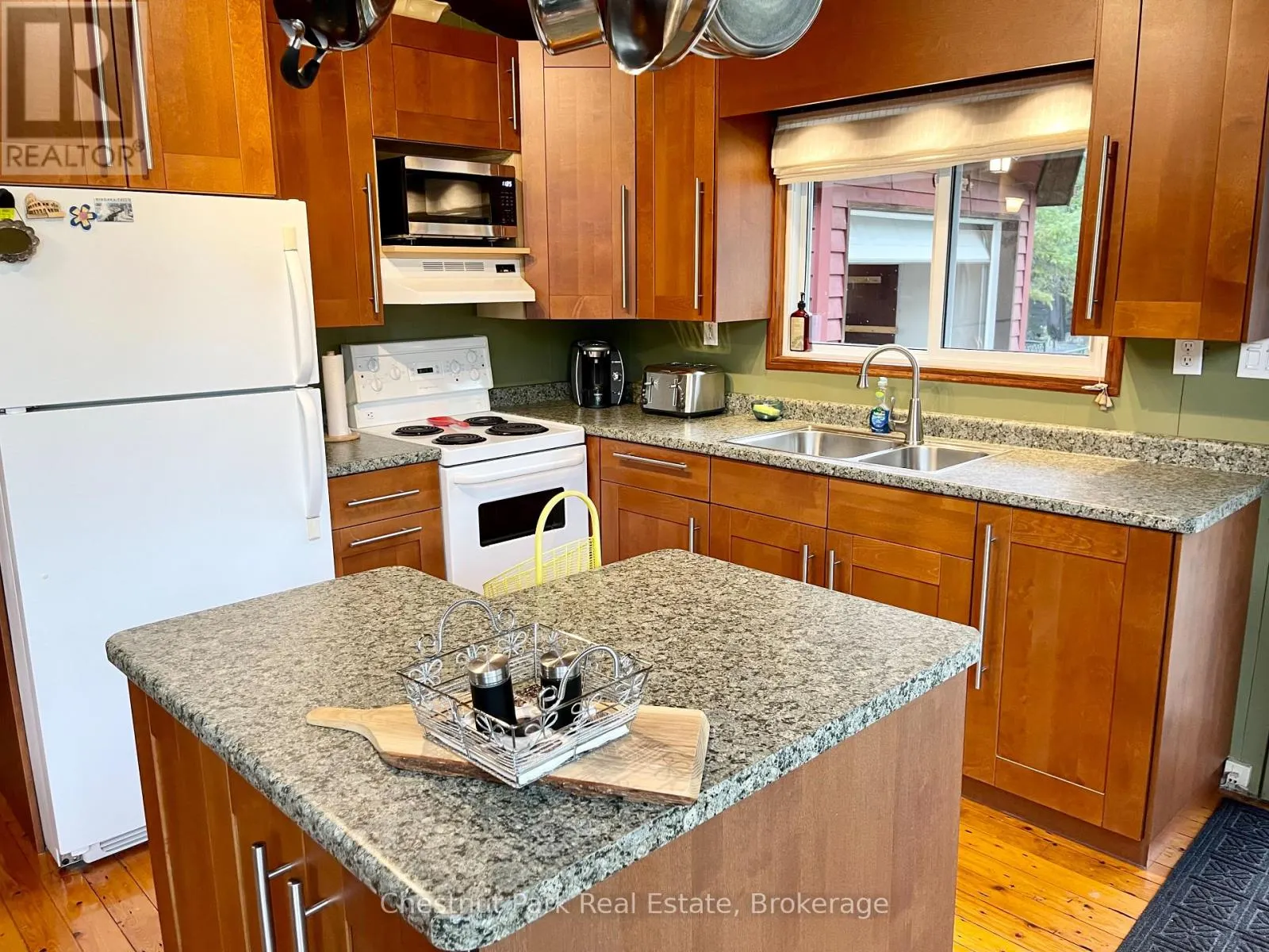 72 59TH STREET S