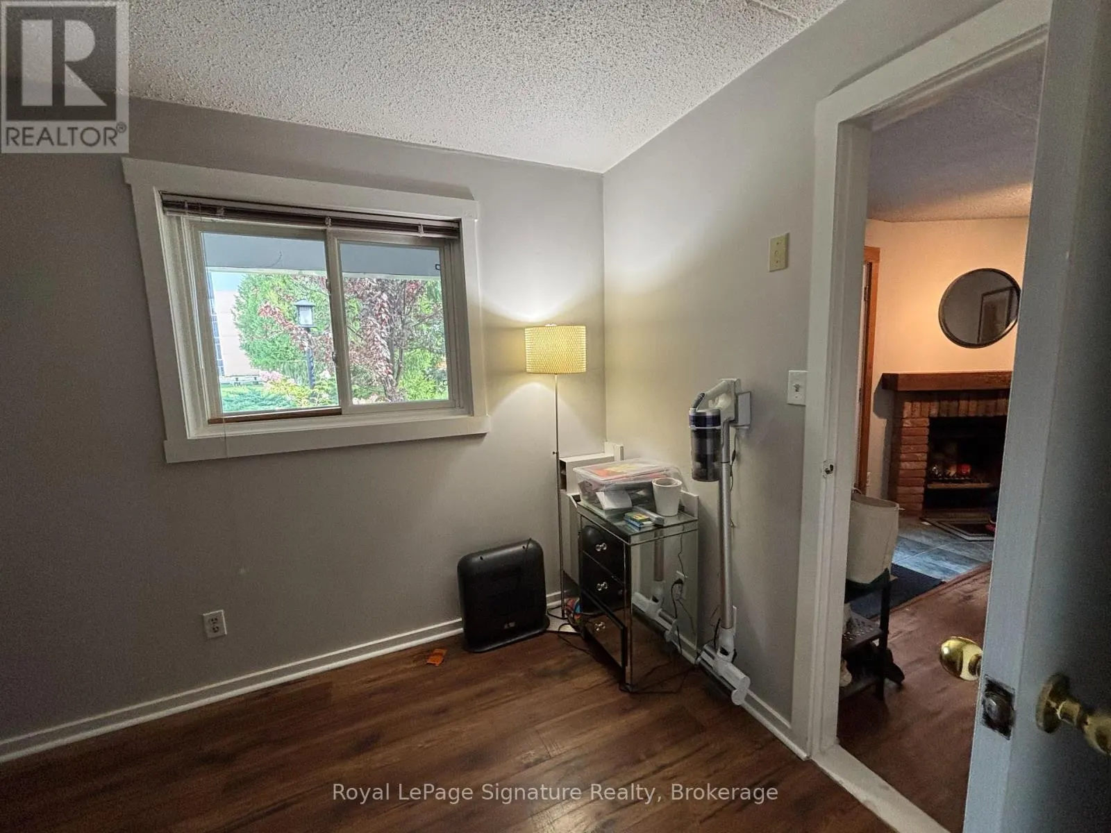 717 - 11 DAWSON DRIVE, #717