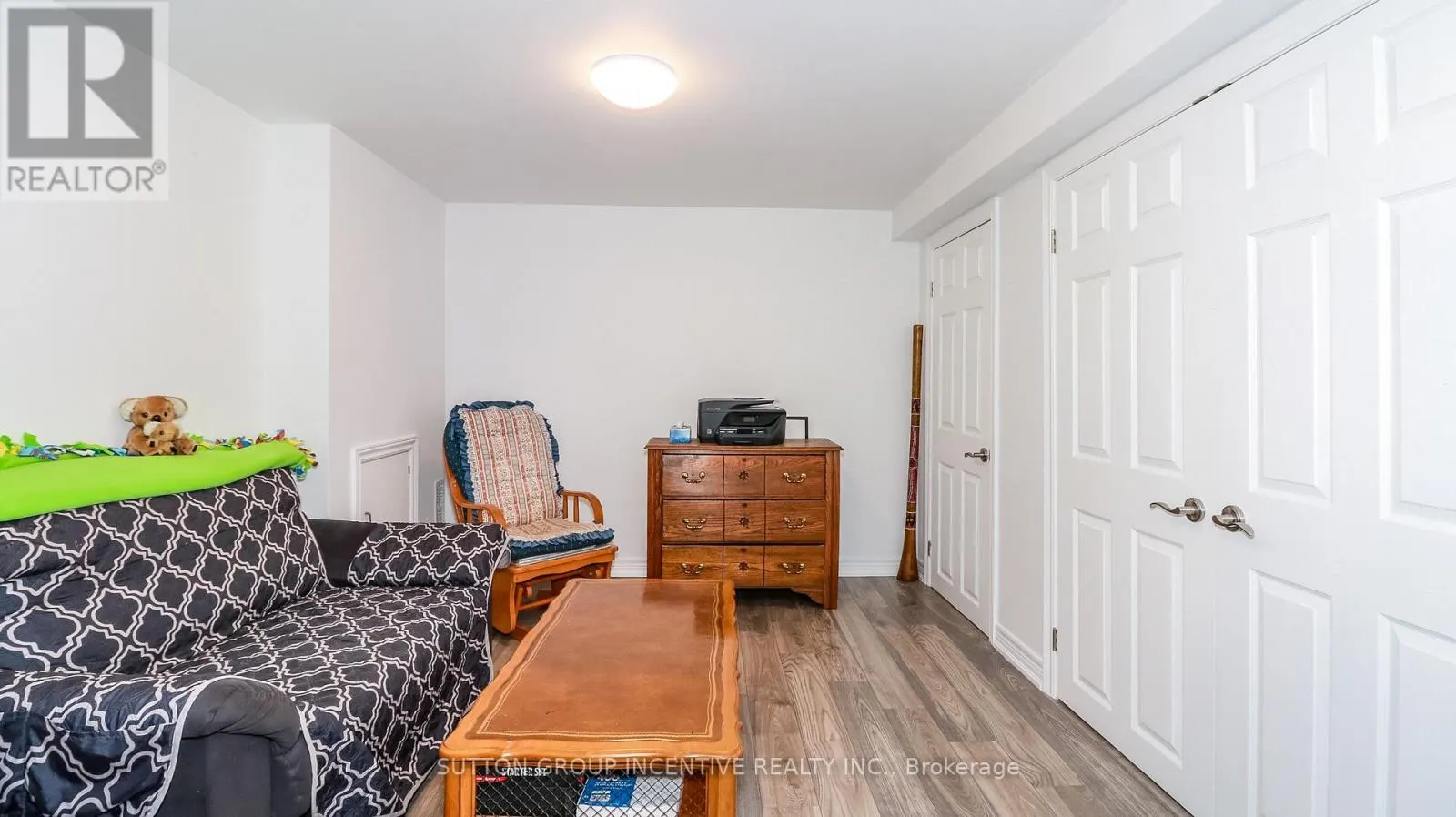 220 LETITIA STREET