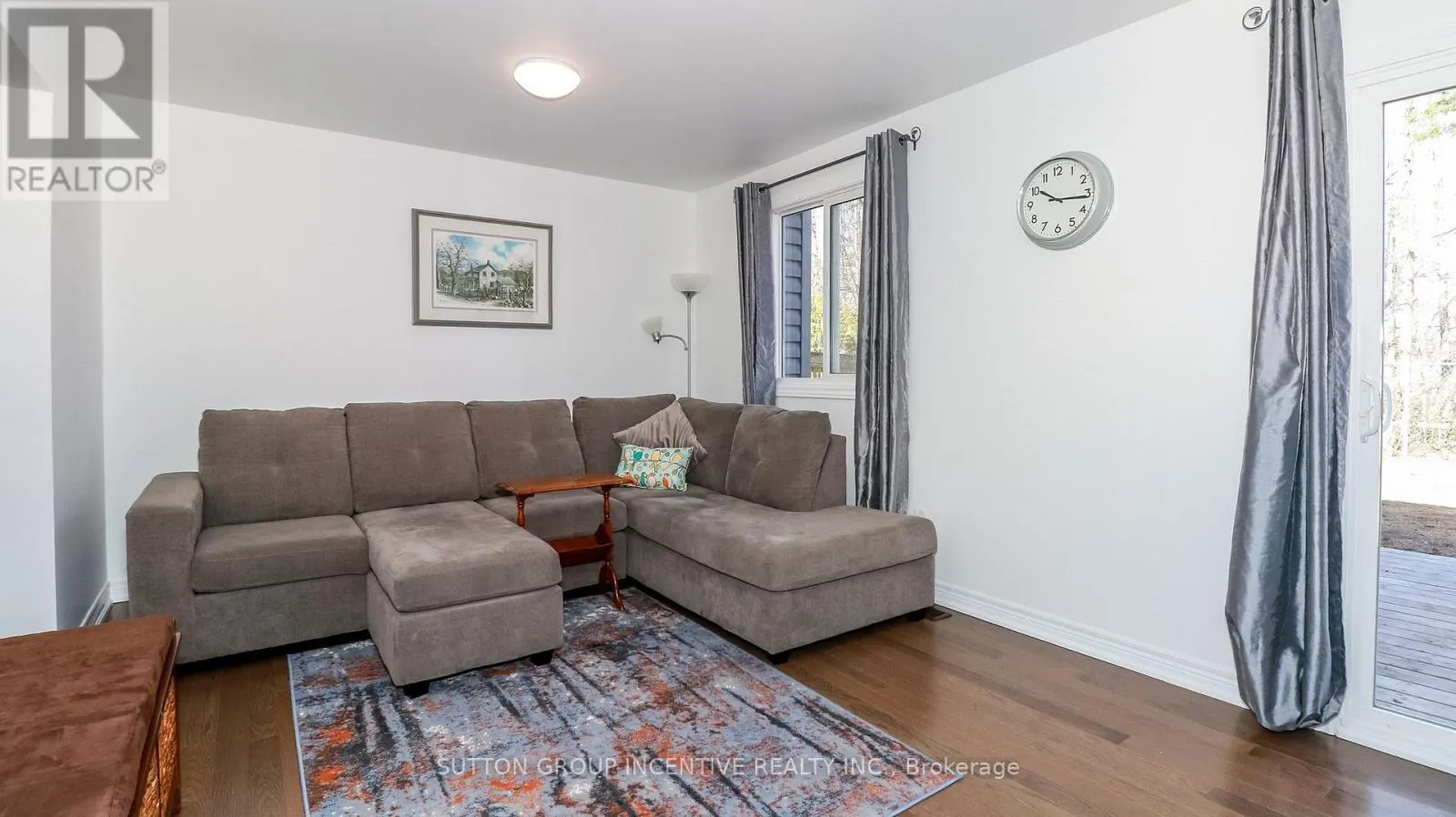 220 LETITIA STREET