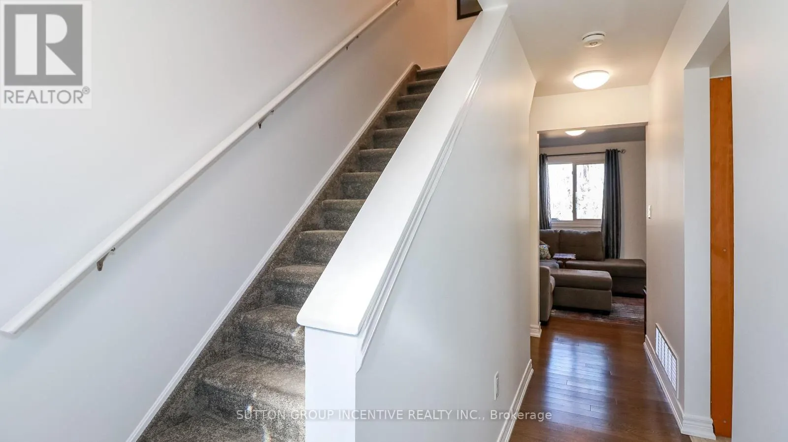 220 LETITIA STREET