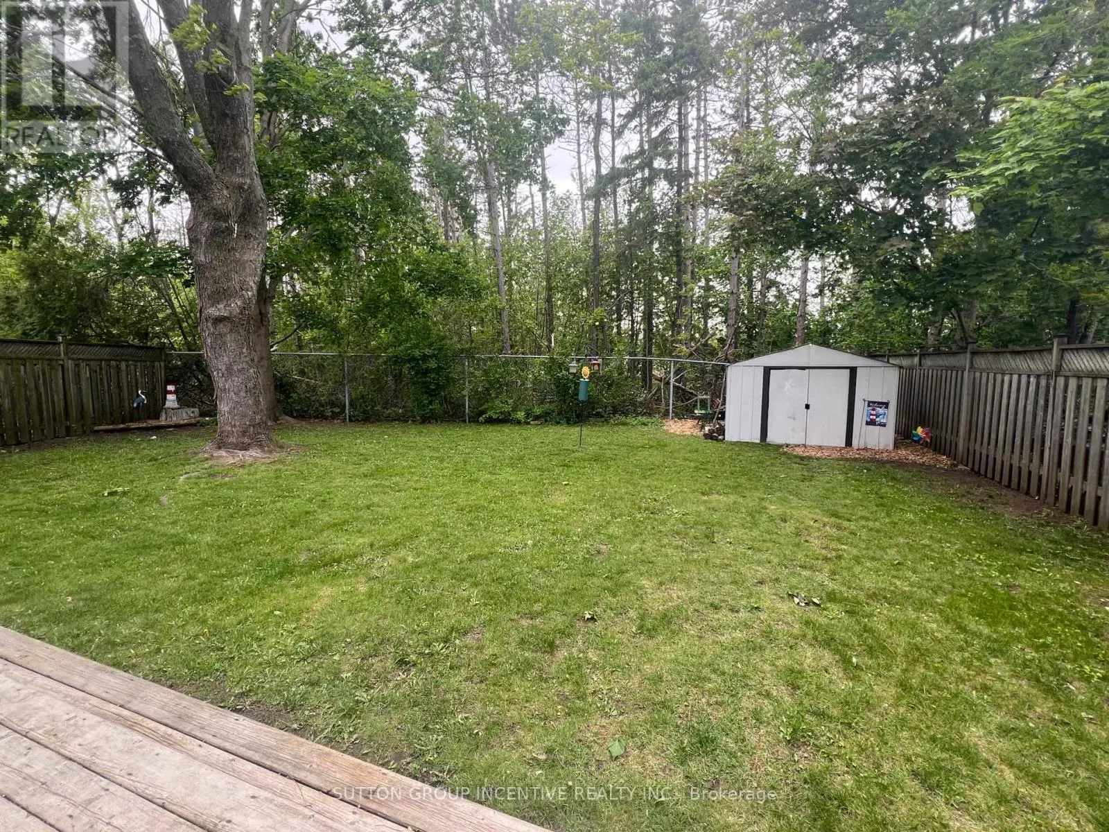 220 LETITIA STREET